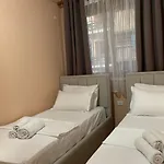Roar Appartement Golem (Tirana)