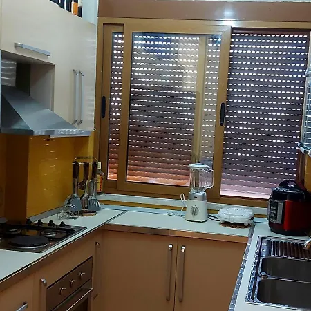 Apartment Roar Golem (Tirana)